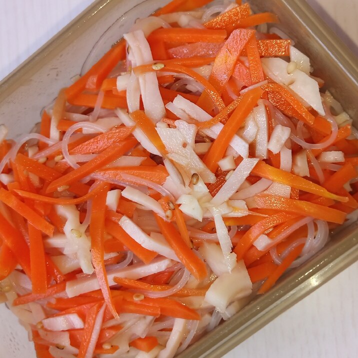 レンジで簡単にんじん春雨サラダ